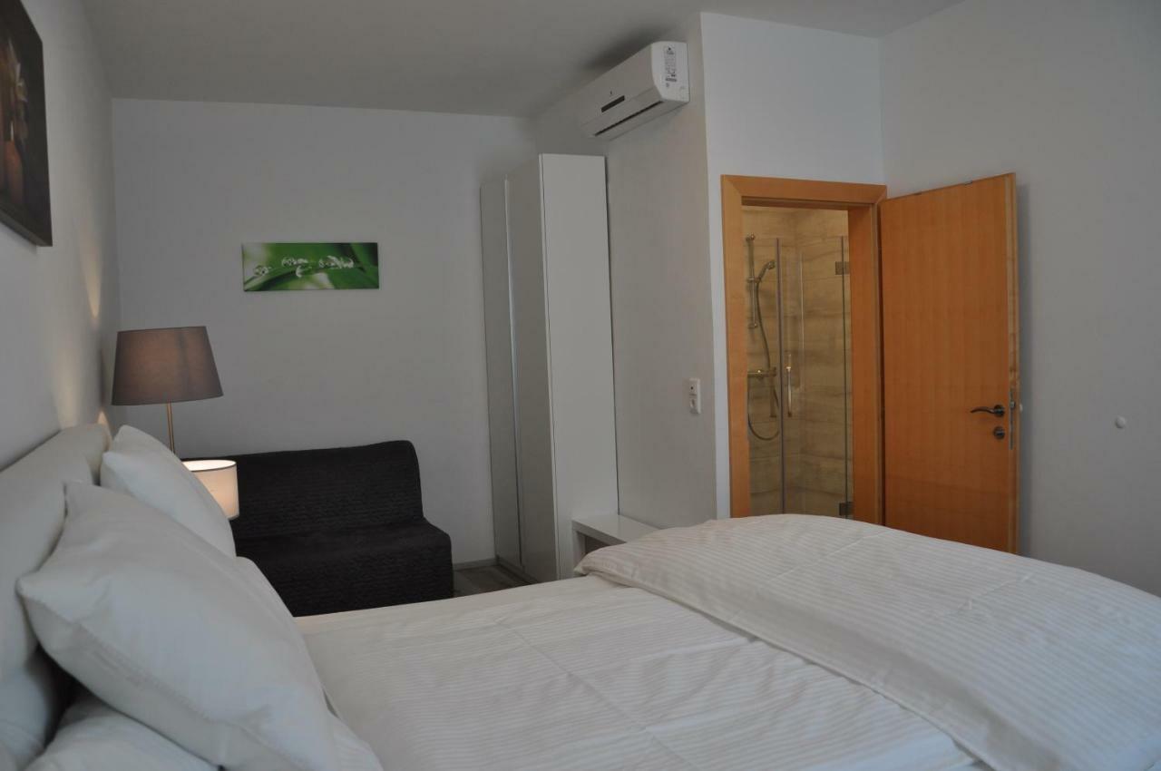Gaestezimmer Resi Illmitz Bagian luar foto