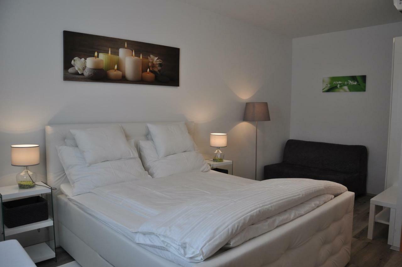 Gaestezimmer Resi Illmitz Bagian luar foto